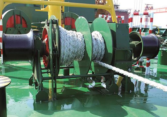 mooring winch