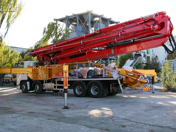 50m concrete pumping capacity per hour