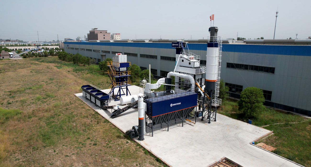 Macroad asphalt plant machinery in the factory